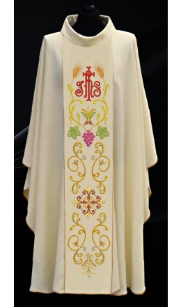 Ornat eucharystyczny z IHS